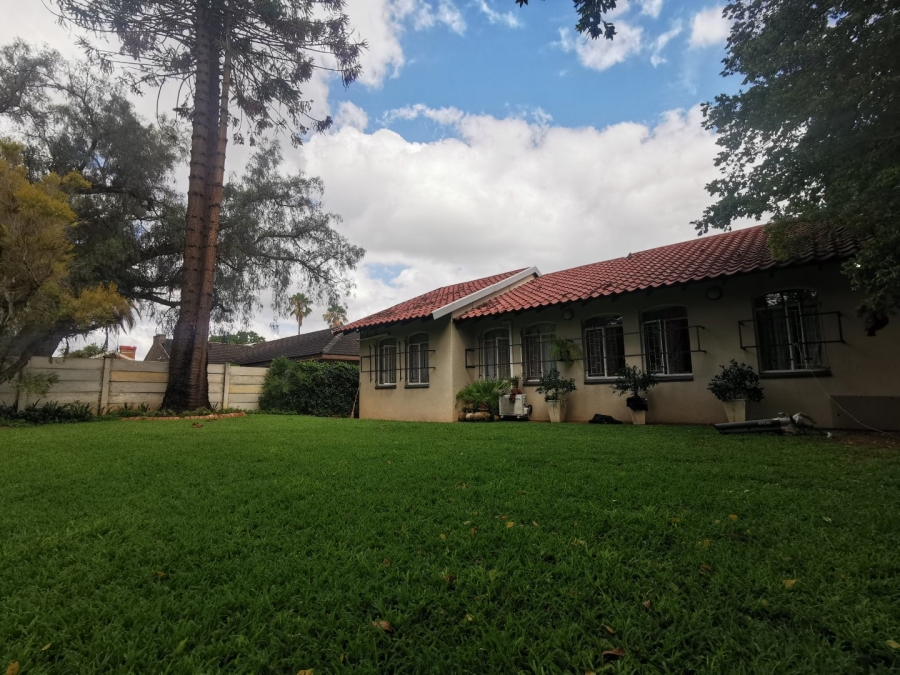 3 Bedroom Property for Sale in Flamwood North West